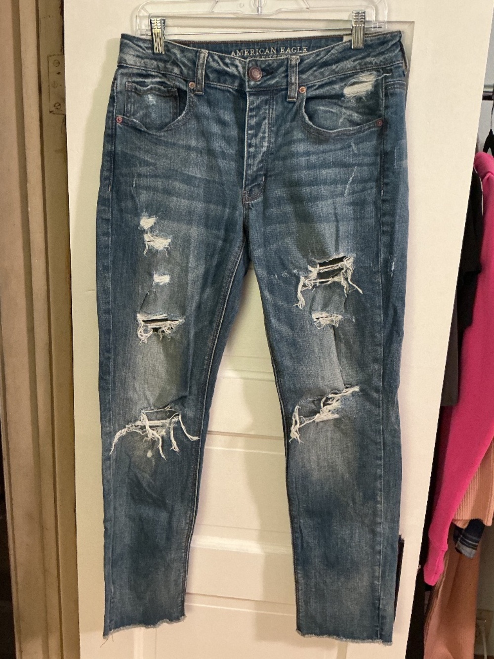 American Eagle Tomgirl Distressed Button Fly Raw Hem Jeans 6 Regular